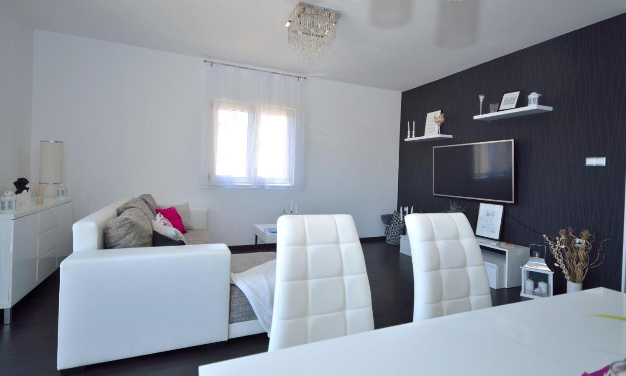 Apartman Staro Selo Primošten Eksteriør billede