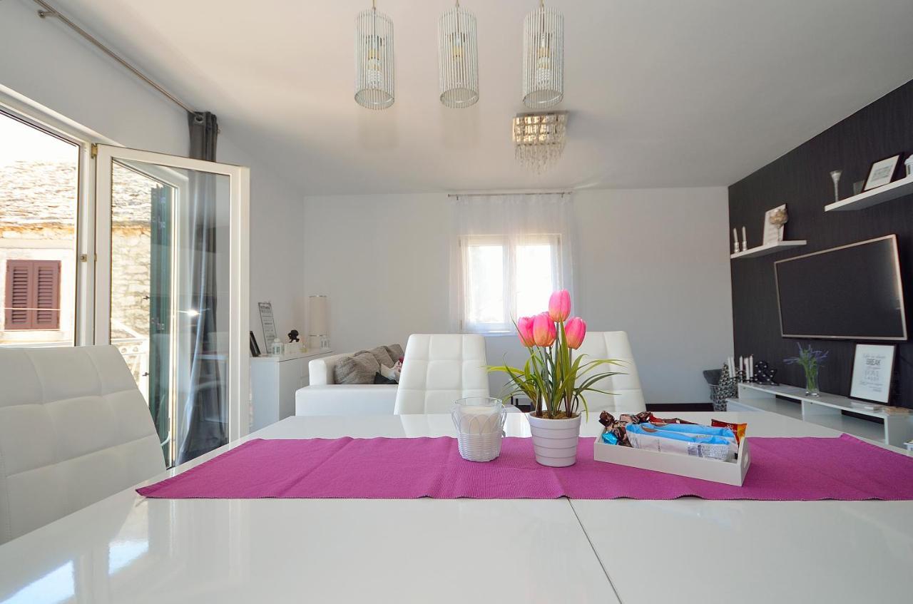 Apartman Staro Selo Primošten Eksteriør billede