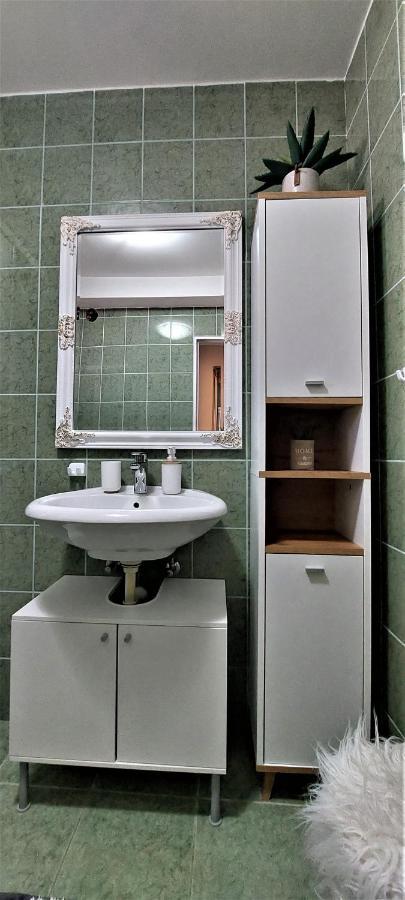 Apartman Staro Selo Primošten Eksteriør billede